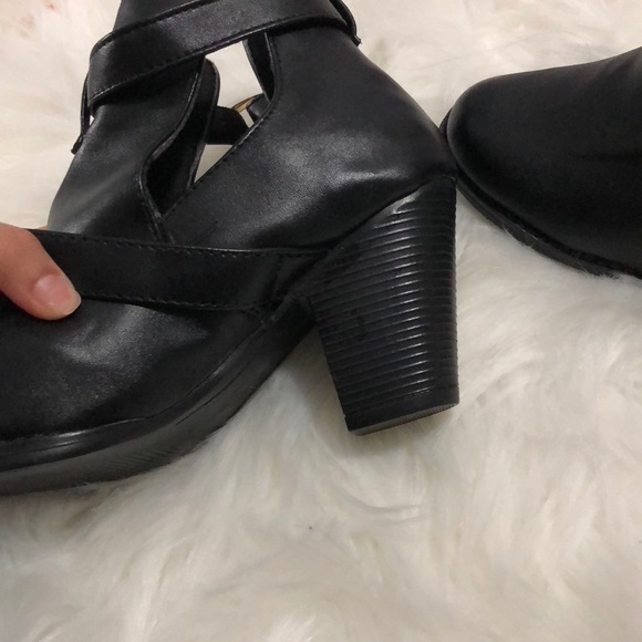 Black chunky heels boots - Picture 2 of 2